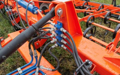 Le rôle essentiel des flexibles hydrauliques : fiabilité et performance au coeur de vos machines